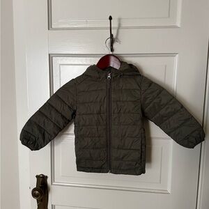 Amazon Essentials Kids Dark Green Puffer Jacket